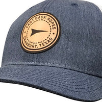 Fast Back Men's Round Leather Logo Patch Trucker Cap in Navy/White