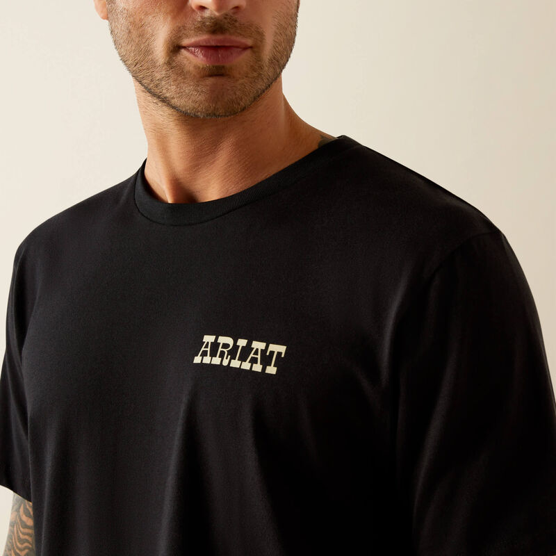 Ariat Men's Bull Riding Graphic T-Shirt in Black