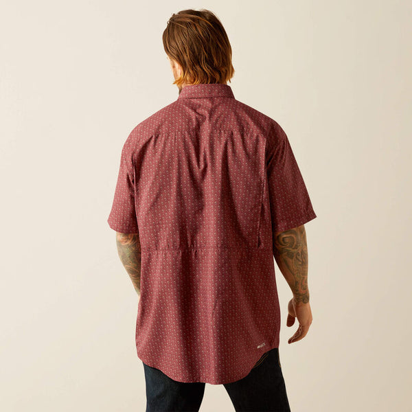 Ariat Men's S/S VentTEK Outbound Classic Fit Western Button Down Shirt in Red Mahogany