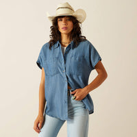 Ariat Women's Vacation S/S Western Button Down Shirt in Blue Chambray