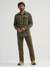 Wrangler ATG Men's L/S Campsite Plaid Shirt in Forest