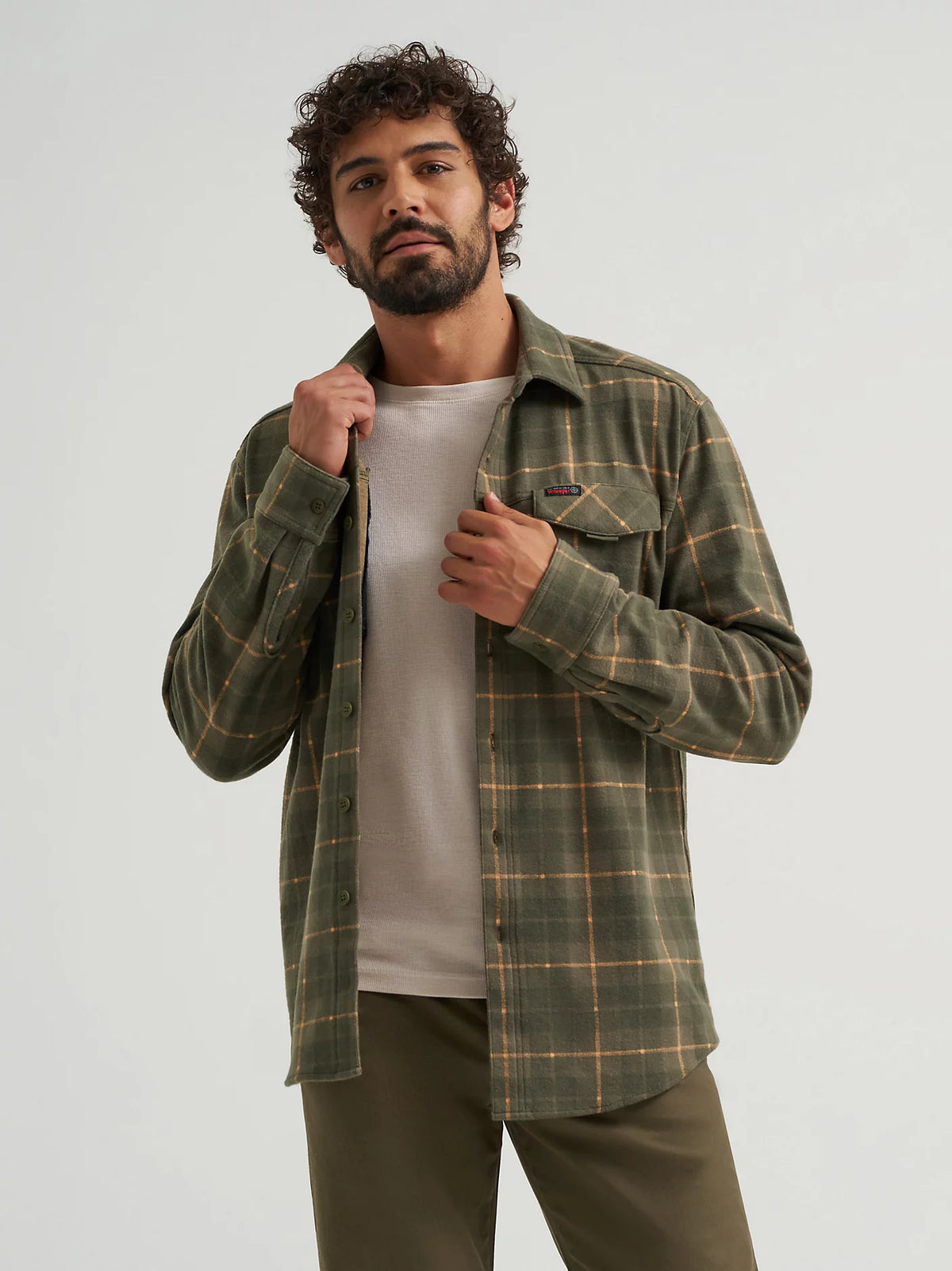 Wrangler ATG Men's L/S Campsite Plaid Shirt in Forest
