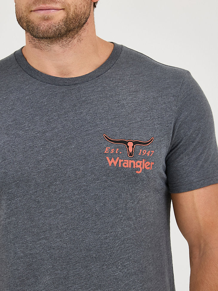 Wrangler Men's Mineral Wash Graphic Logo T-Shirt in Charcoal Bar