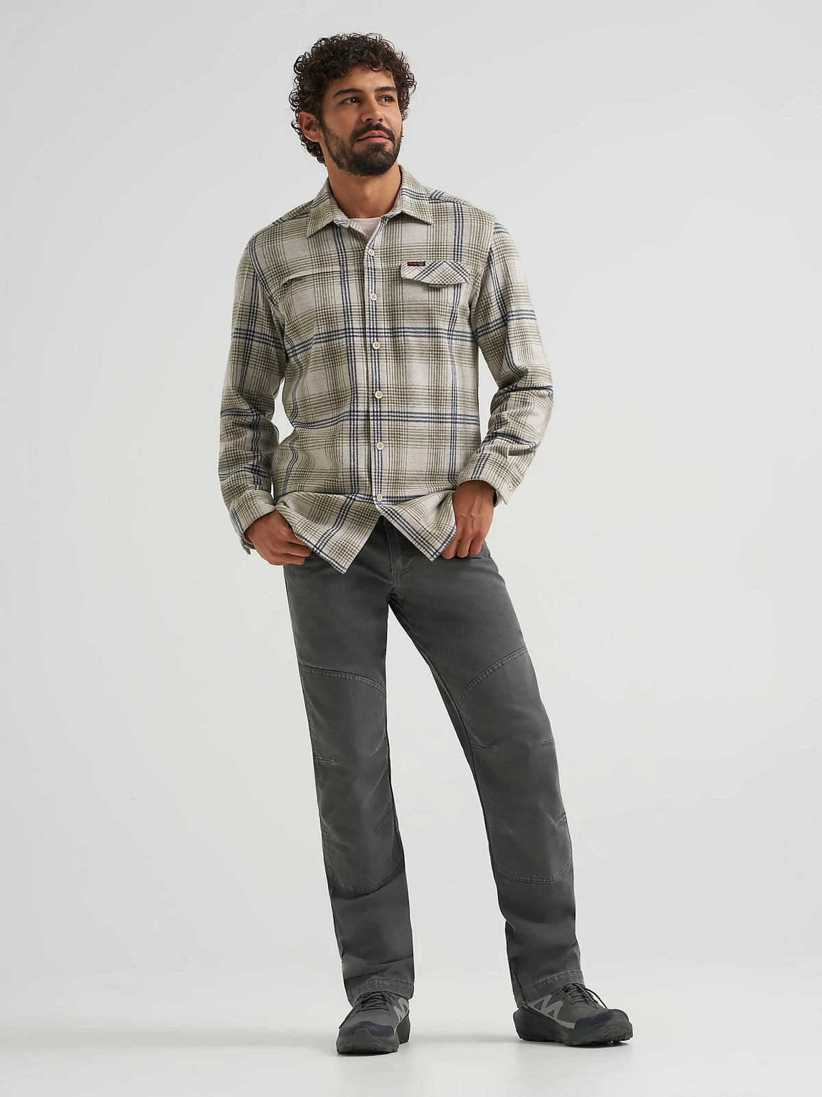 Wrangler ATG Men's L/S Campsite Plaid Shirt in Stone