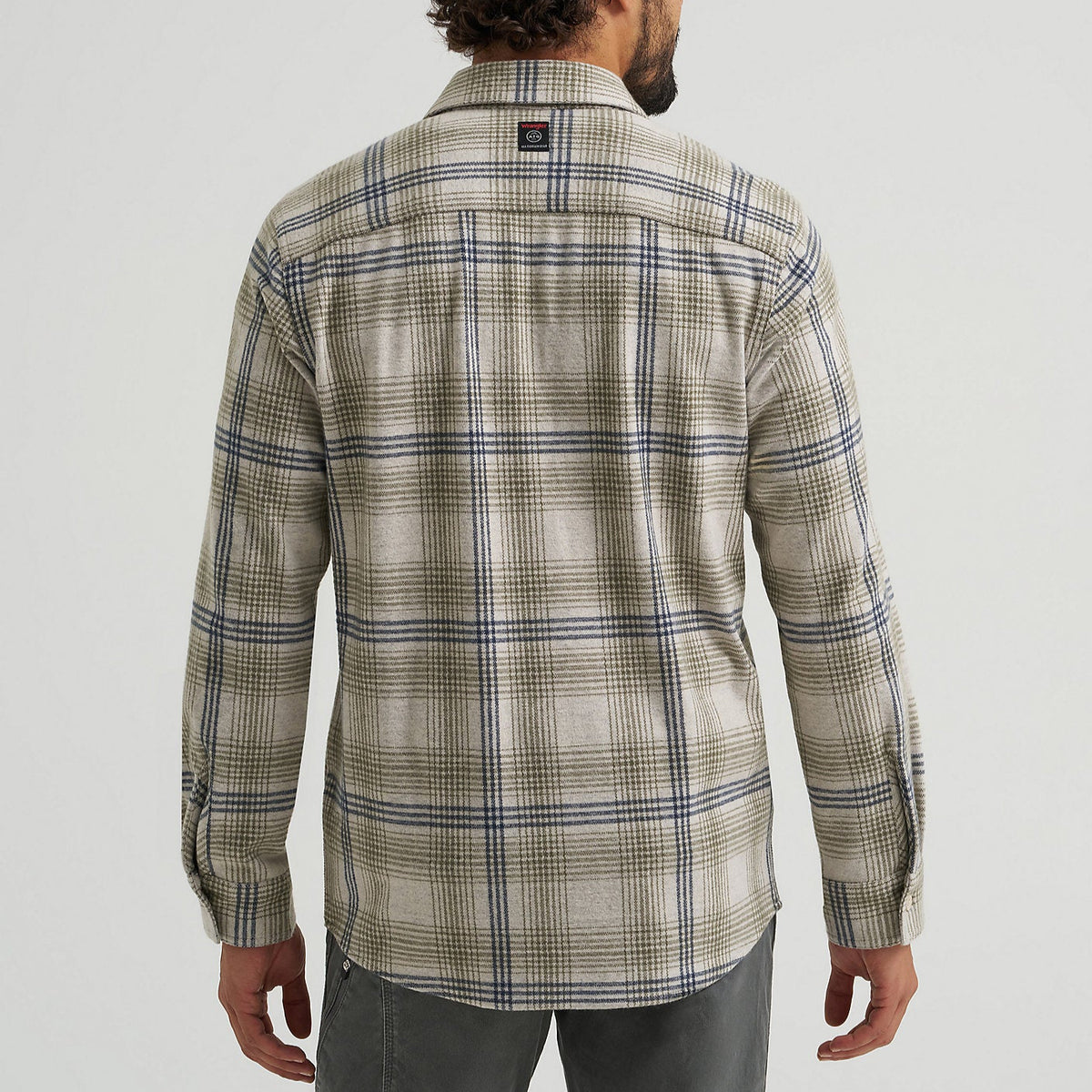Wrangler ATG Men's L/S Campsite Plaid Shirt in Stone