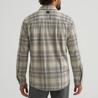 Wrangler ATG Men's L/S Campsite Plaid Shirt in Stone