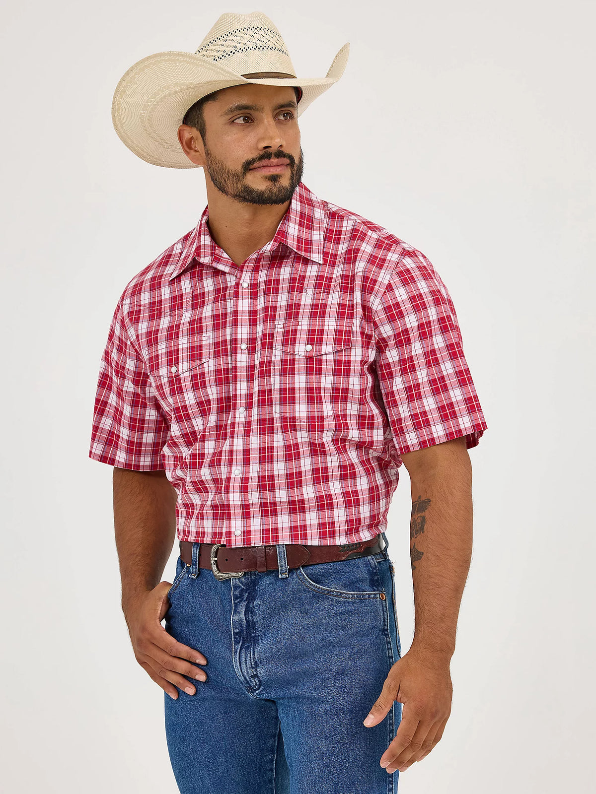 Wrangler Men's S/S Wrinkle Resist Plaid Western Snap Shirt in Candy Apple