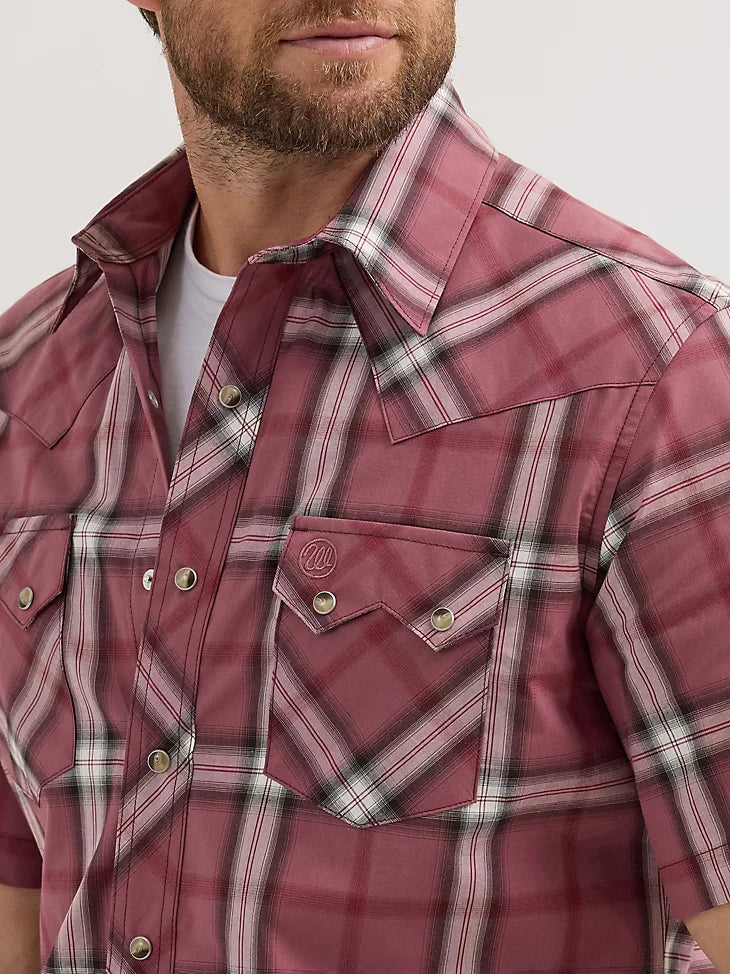 Wrangler Retro Men's S/S Sawtooth Pocket Plaid Western Snap Shirt in Dark Rose