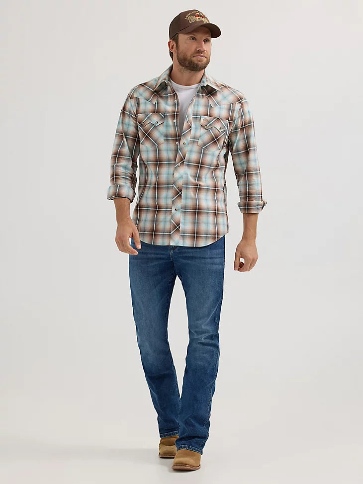 Wrangler Retro Men's L/S Sawtooth Pocket Plaid Western Snap Shirt in Tannin Plaid (Available in Tall Sizes)