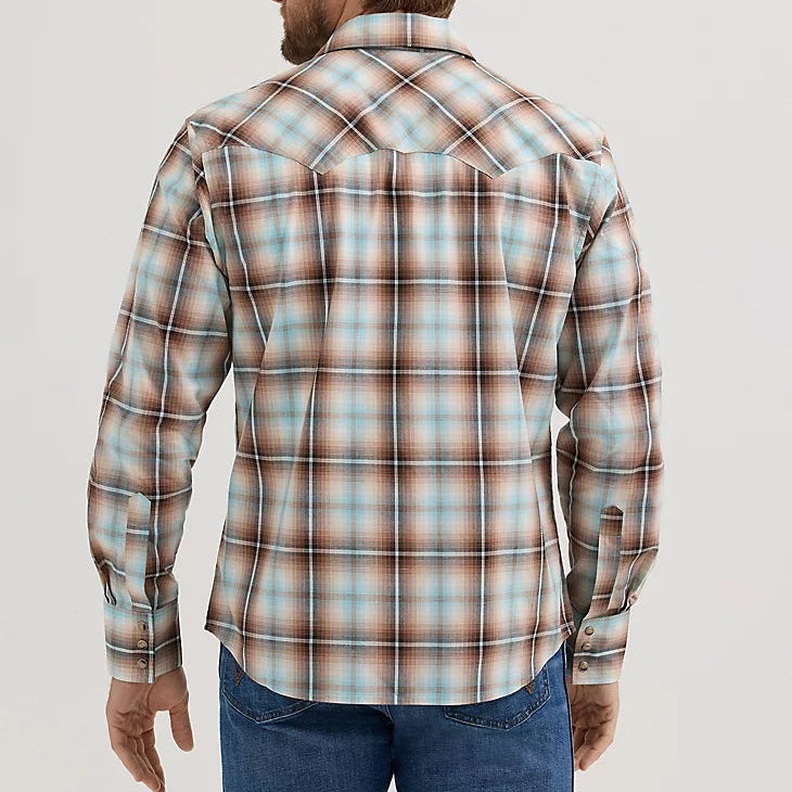 Wrangler Retro Men's L/S Sawtooth Pocket Plaid Western Snap Shirt in Tannin Plaid (Available in Tall Sizes)