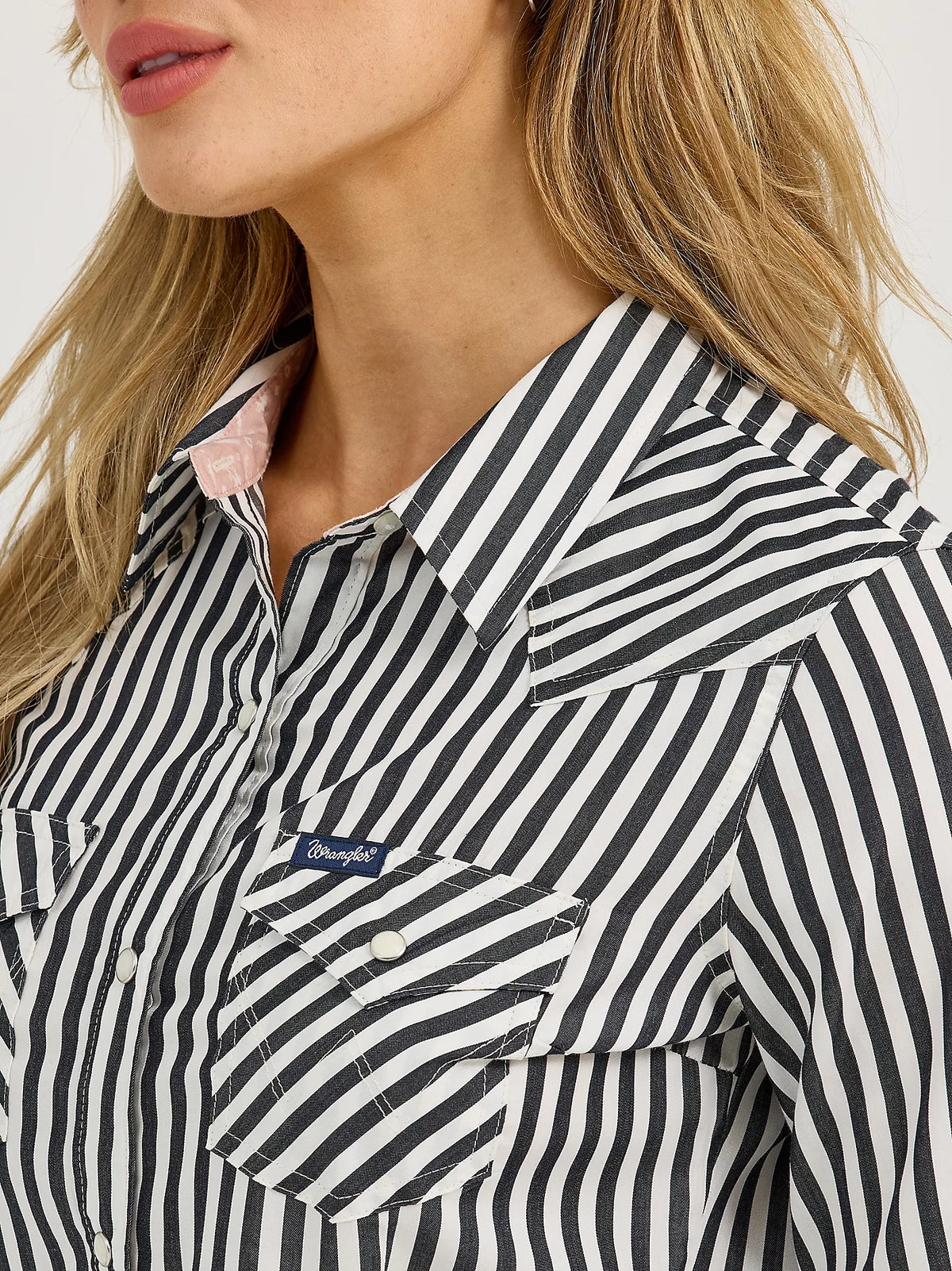 Wrangler Women's Retro L/S Western Snap Dress Shirt in Slate Stripe