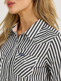 Wrangler Women's Retro L/S Western Snap Dress Shirt in Slate Stripe