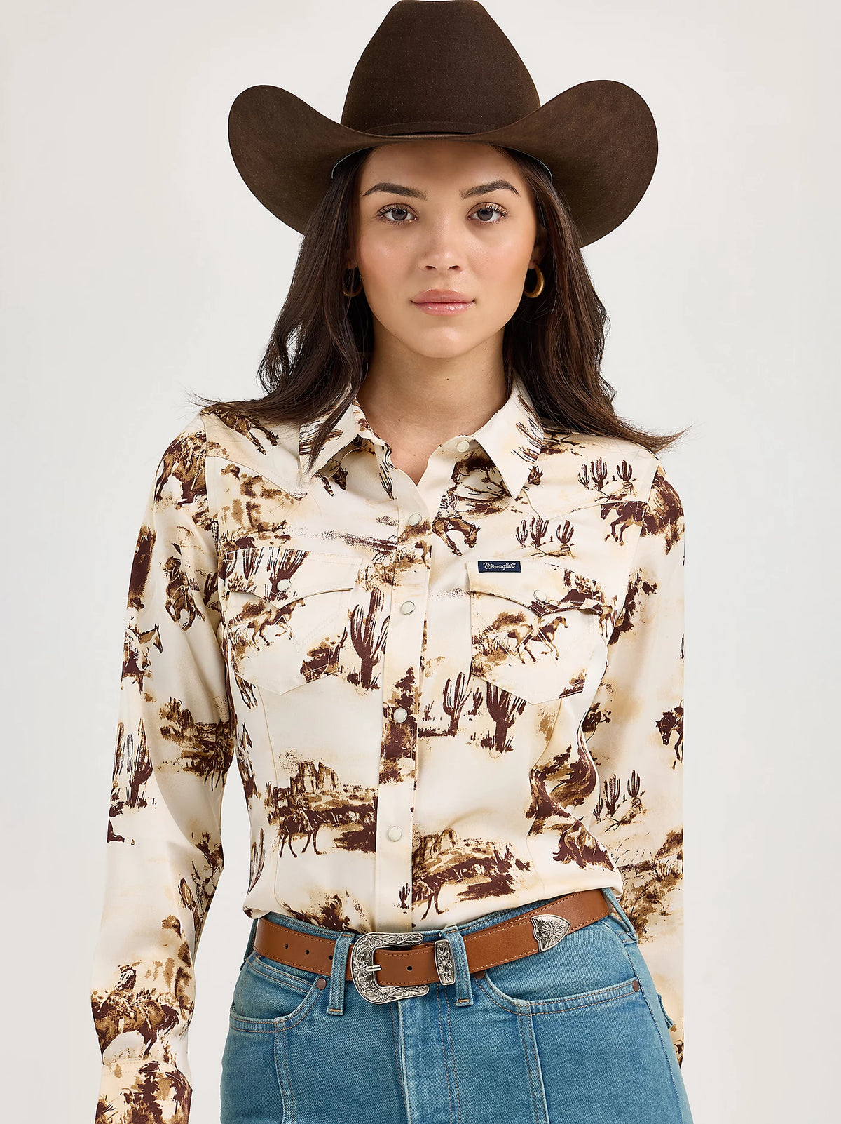 Wrangler Retro Women's Bold Bucking Cowboy Western Snap Shirt in Cacti Cream