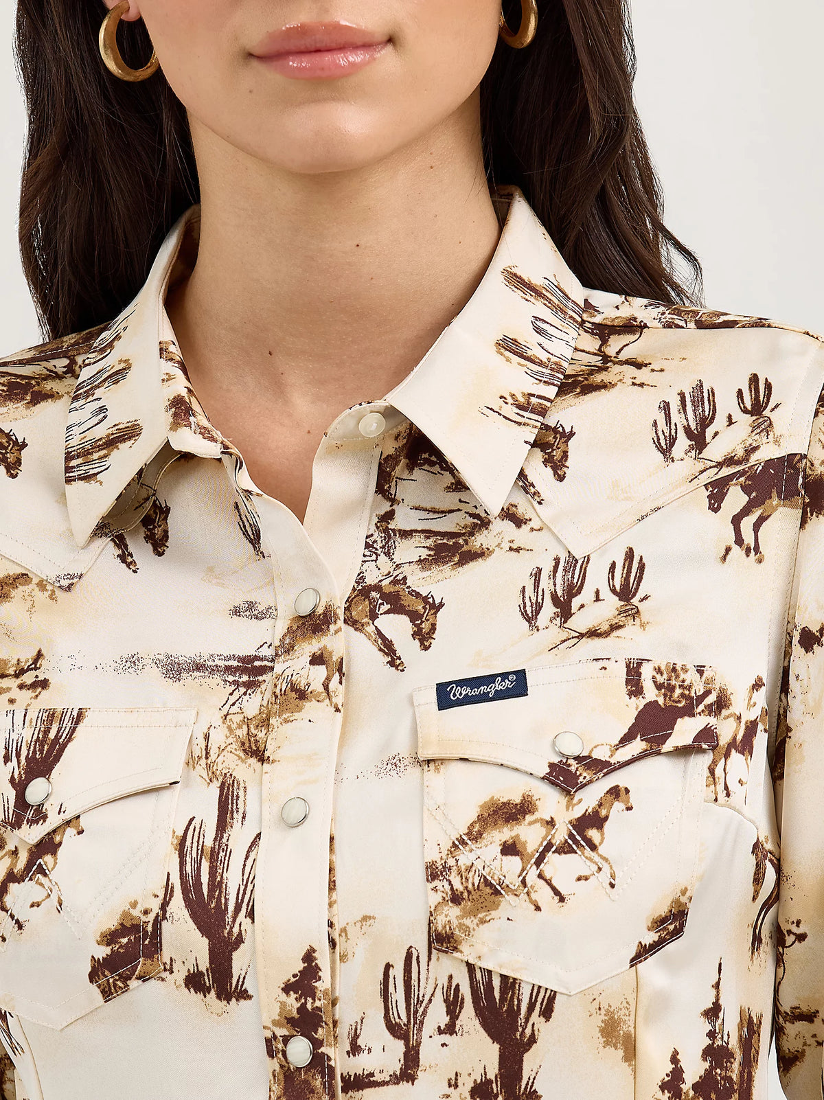 Wrangler Retro Women's Bold Bucking Cowboy Western Snap Shirt in Cacti Cream
