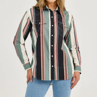 Wrangler Women's Retro L/S Brushpopper Boyfriend Western Snap Shirt in Black Stripe