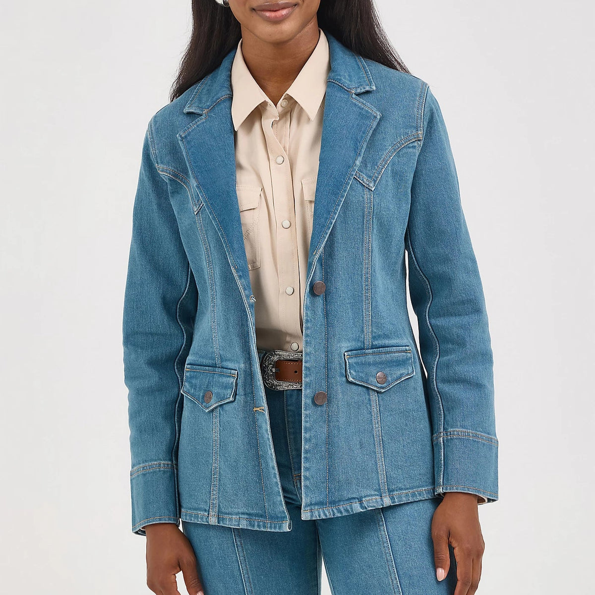 Wrangler Retro Women's Denim Blazer in Light Denim