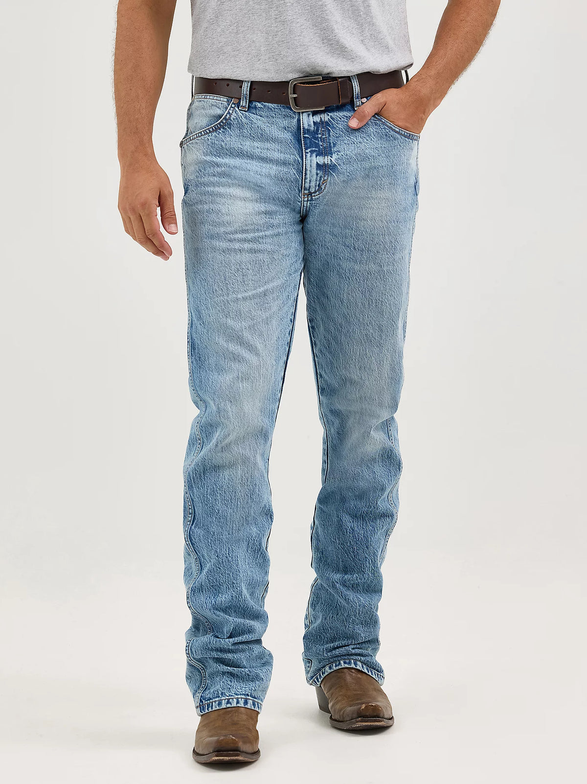 Wrangler Retro Men's Slim Fit Bootcut Jean in Jones