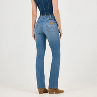 Wrangler x Lainey Wilson Boot Huggers in Wrangler Blue Wash