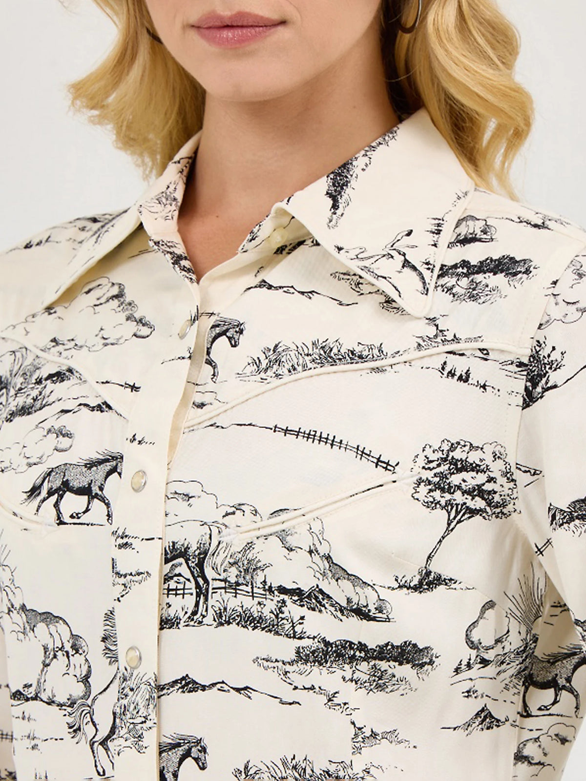 Wrangler x Lainey Wilson L/S Country Toile Western Snap Shirt in Off White