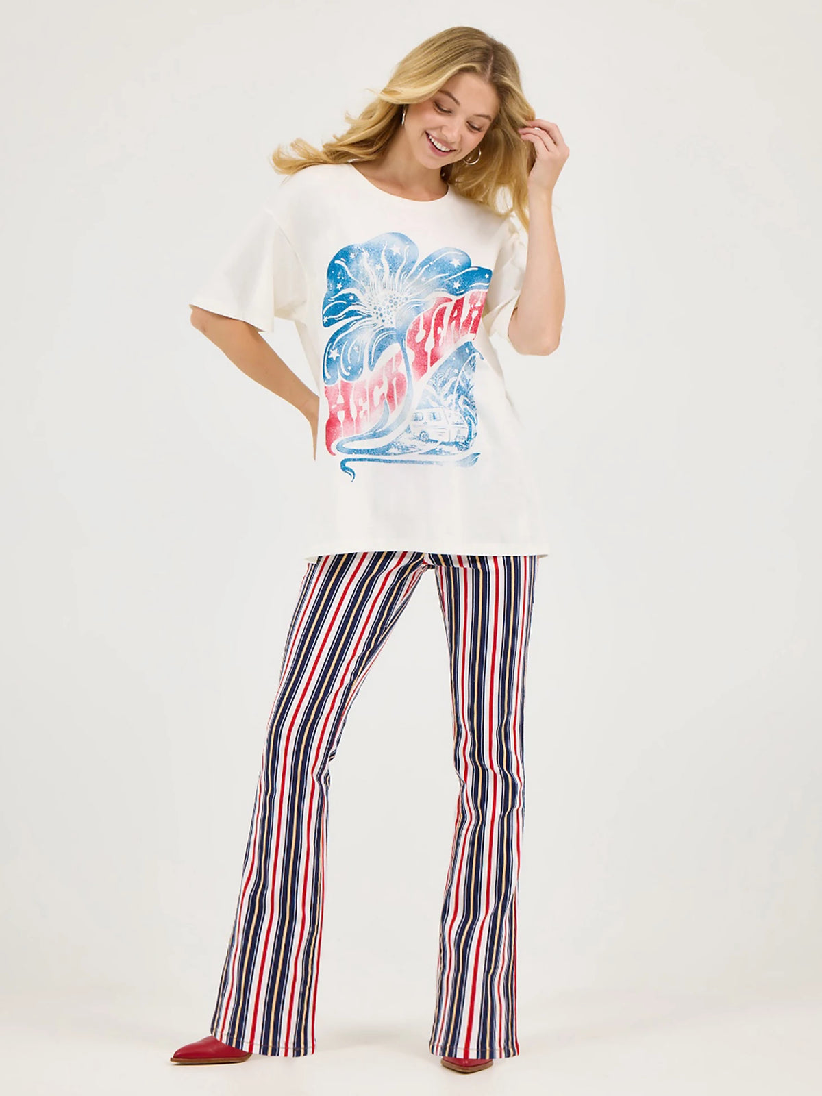 Wrangler x Lainey Wilson Heck Yeah Oversized Tee in White