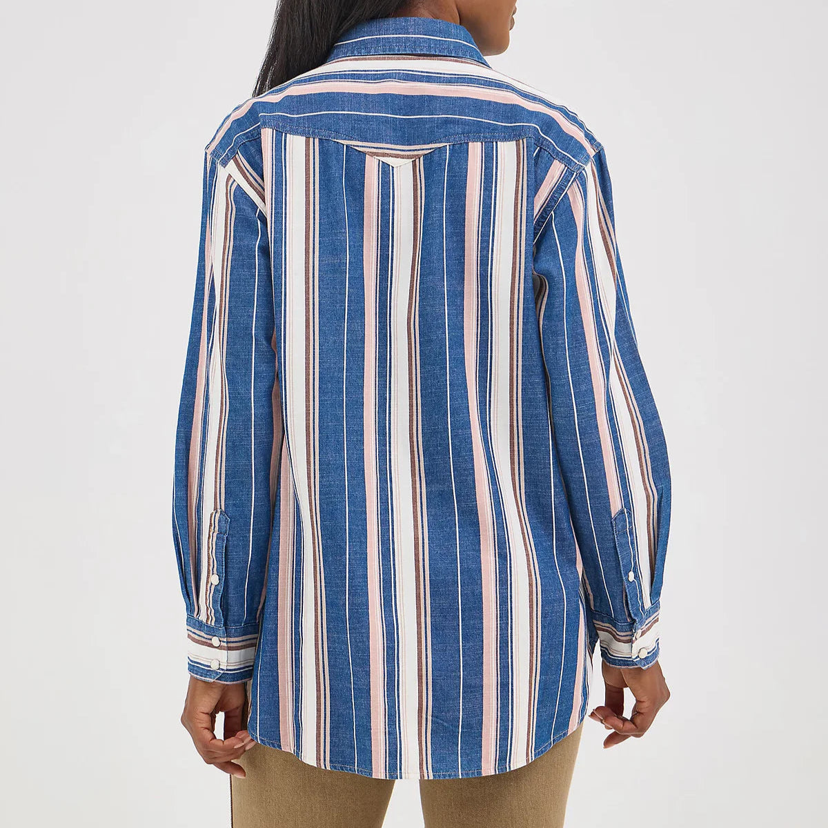 Wrangler Women's Retro L/S Boyfriend Western Snap Shirt in Blue Stripe