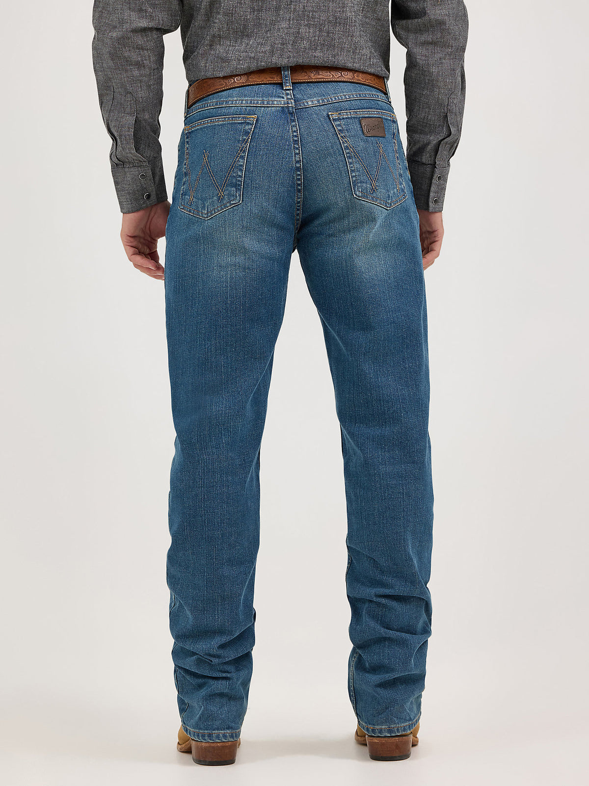 Wrangler 20X Men's Cody Johnson Advanced Comfort 01 Competition Regular Fit Jean in Blue Stone