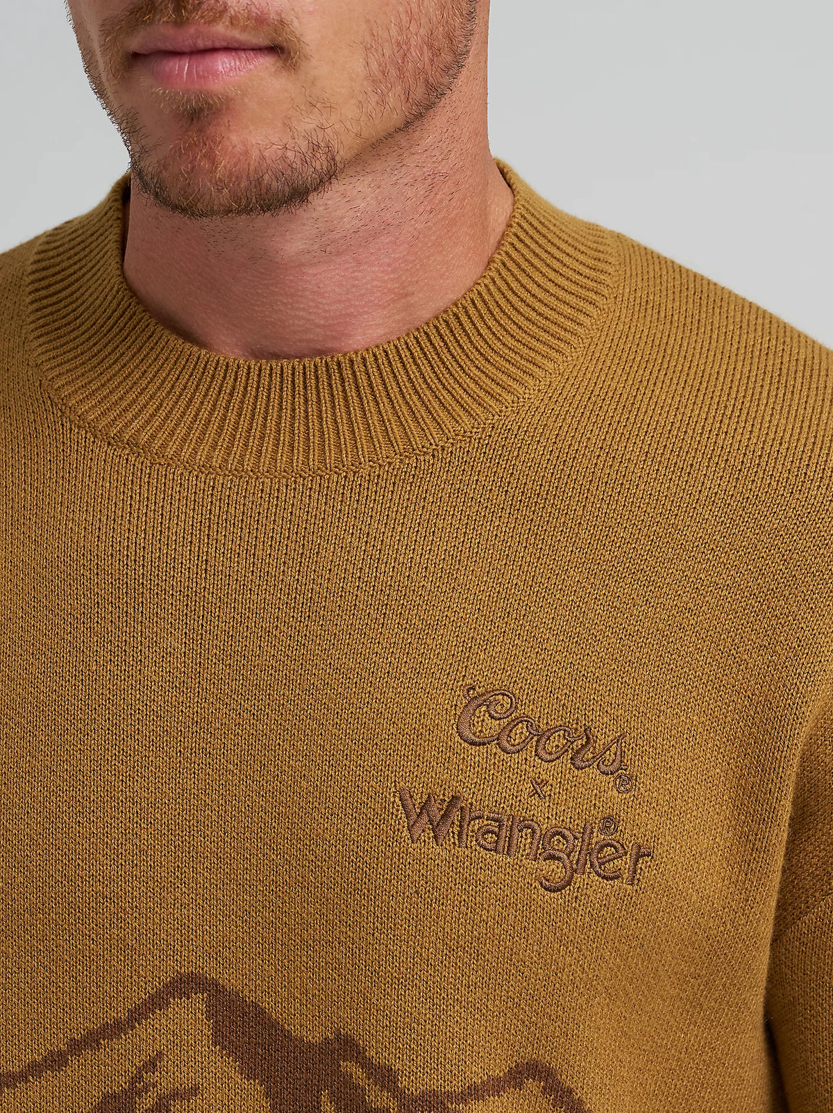 Wrangler x Coors Men's L/S Sweater in Dijon