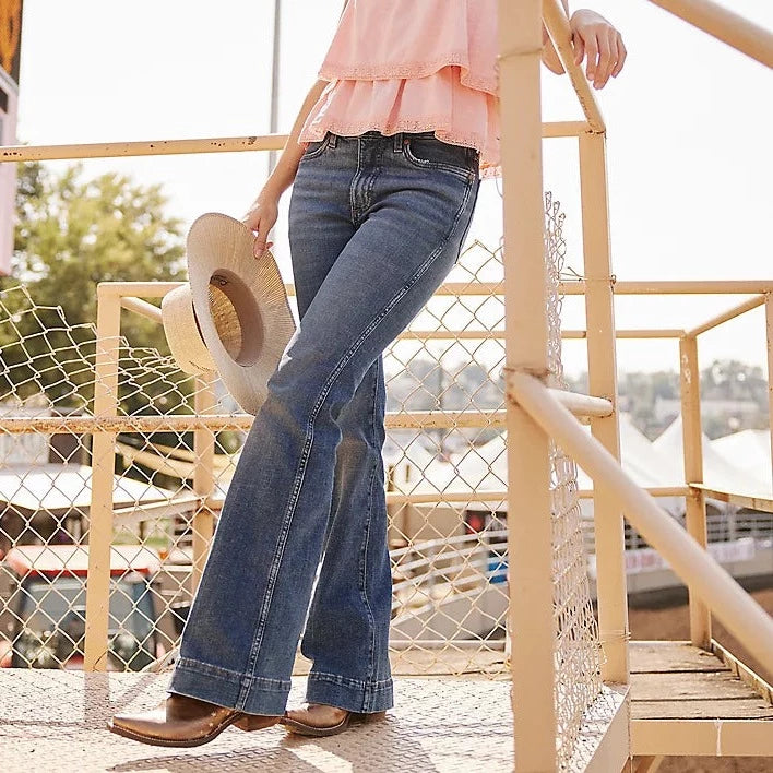 Wrangler Retro Women's High Rise Trouser in Sara – Branded Country Wear
