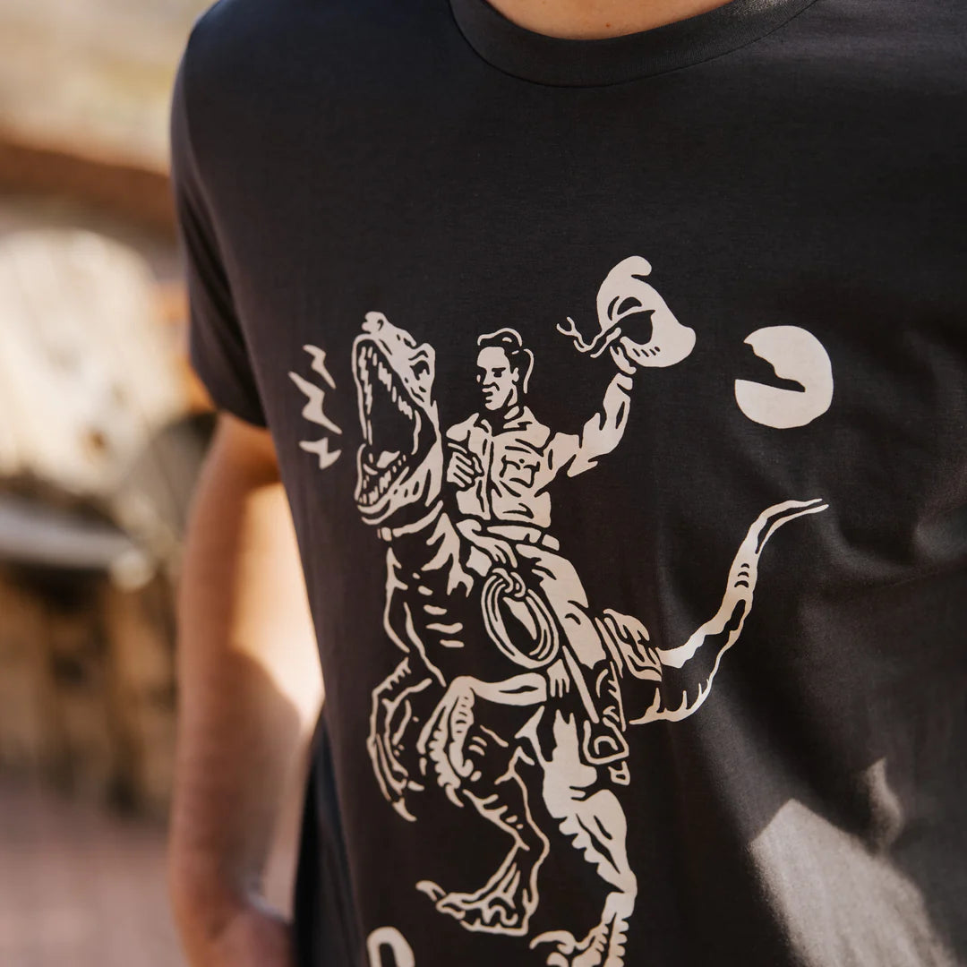 Sendero Provisions Co. Men's Velociwrangler Graphic T-Shirt in Black