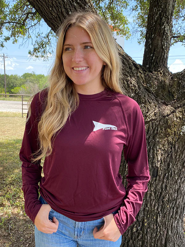 Fast Back Long Sleeve Performance Tee in (Black or Blue)