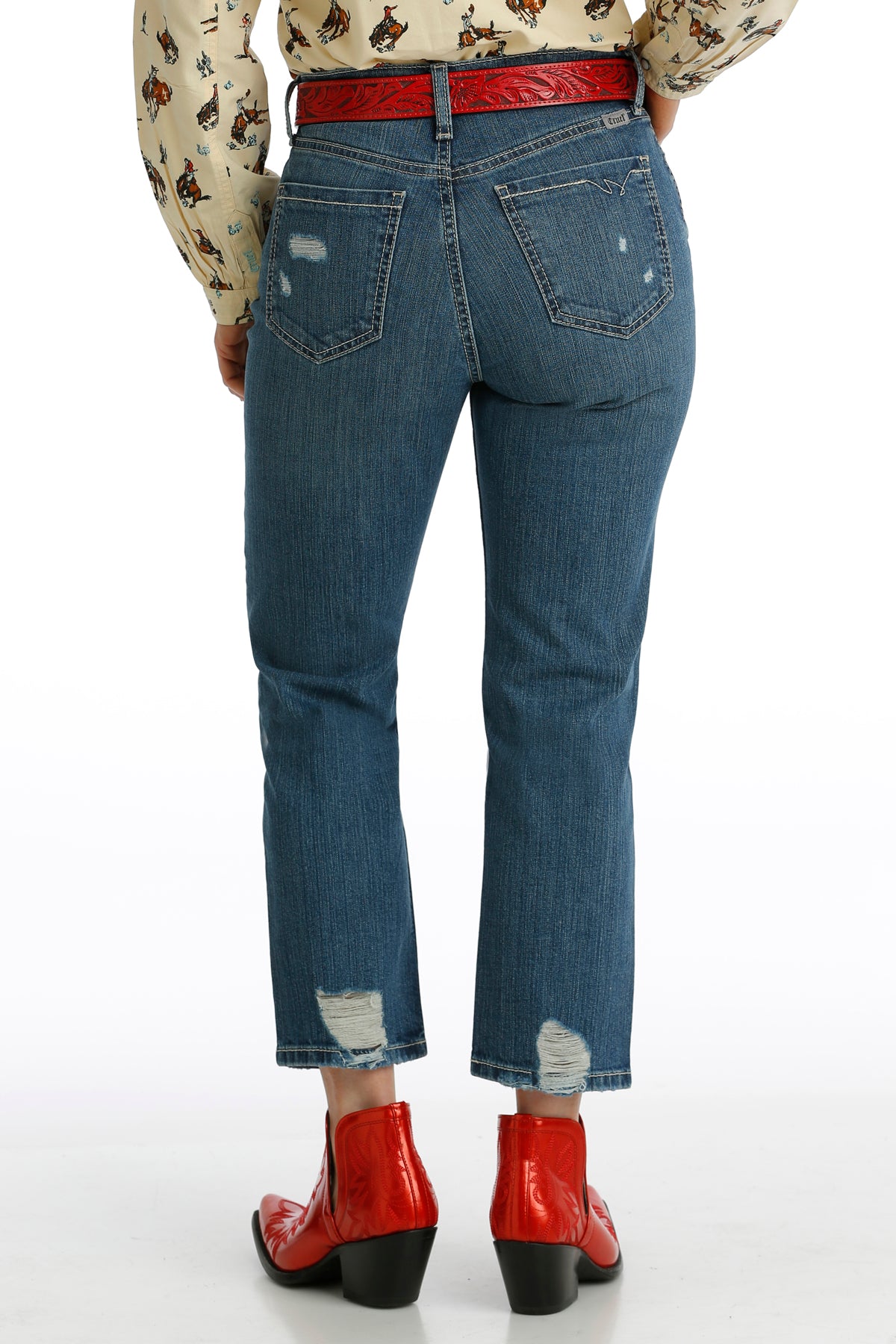 Cruel Women's Quinn Relaxed Straight Leg Crop in Medium Stonewash