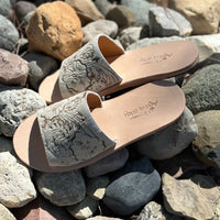 Agave Sky Women's Nadia Floral Western Slide in Cowhide