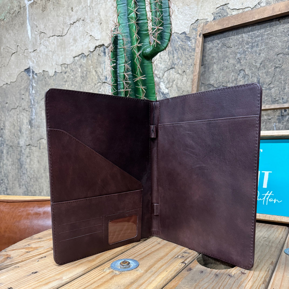 Leather Floral Embossed Diamond Cowhide Portfolio