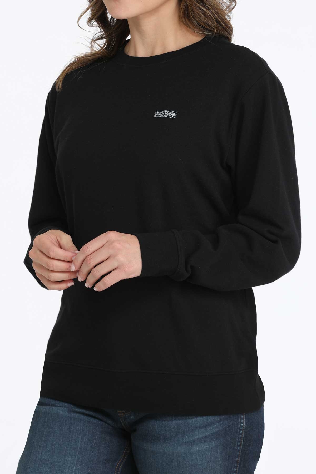 Cinch Women's Pullover Sweatshirt in Black