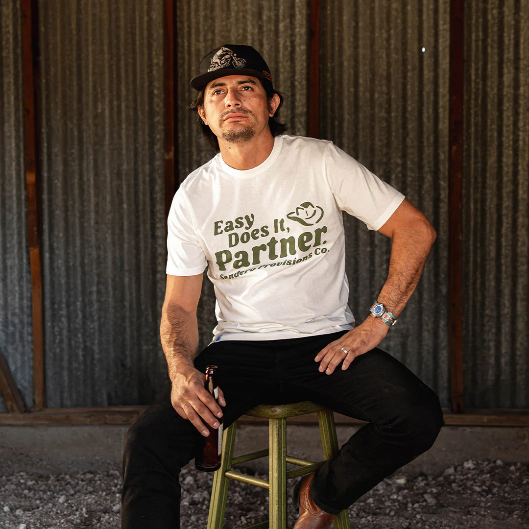 Sendero Provisions Co. Men's "Easy Does It" Wordy Graphic Tee In Vintage White