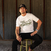 Sendero Provisions Co. Men's "Easy Does It" Wordy Graphic Tee In Vintage White