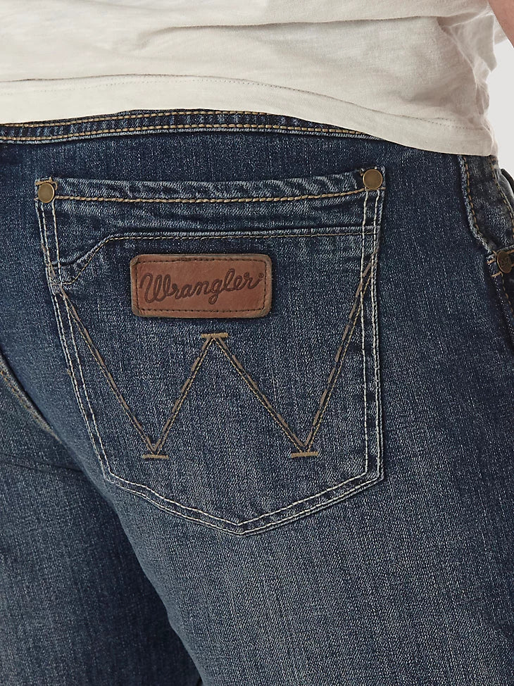Wrangler Retro Men's Slim Fit Bootcut Jean in Layton