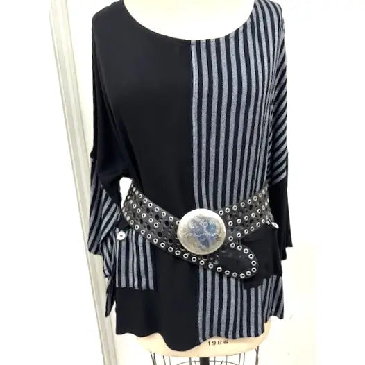 Women's Rivet Leather Fashion Belt in Black