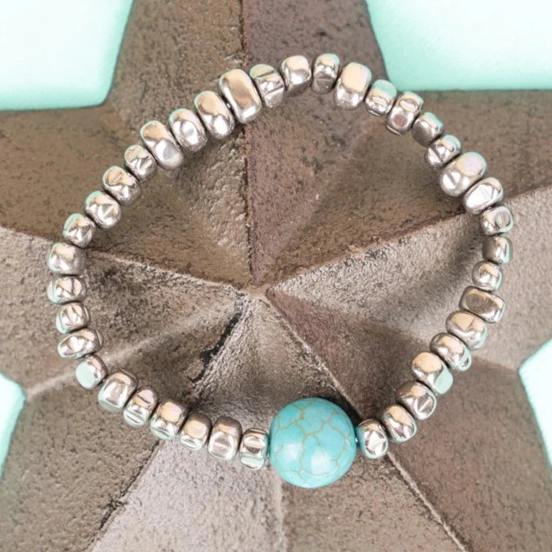Western Petra Turquoise and Silver Tone Nugget Bead Bracelet