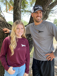 Fast Back Long Sleeve Performance Tee in (Black or Blue)