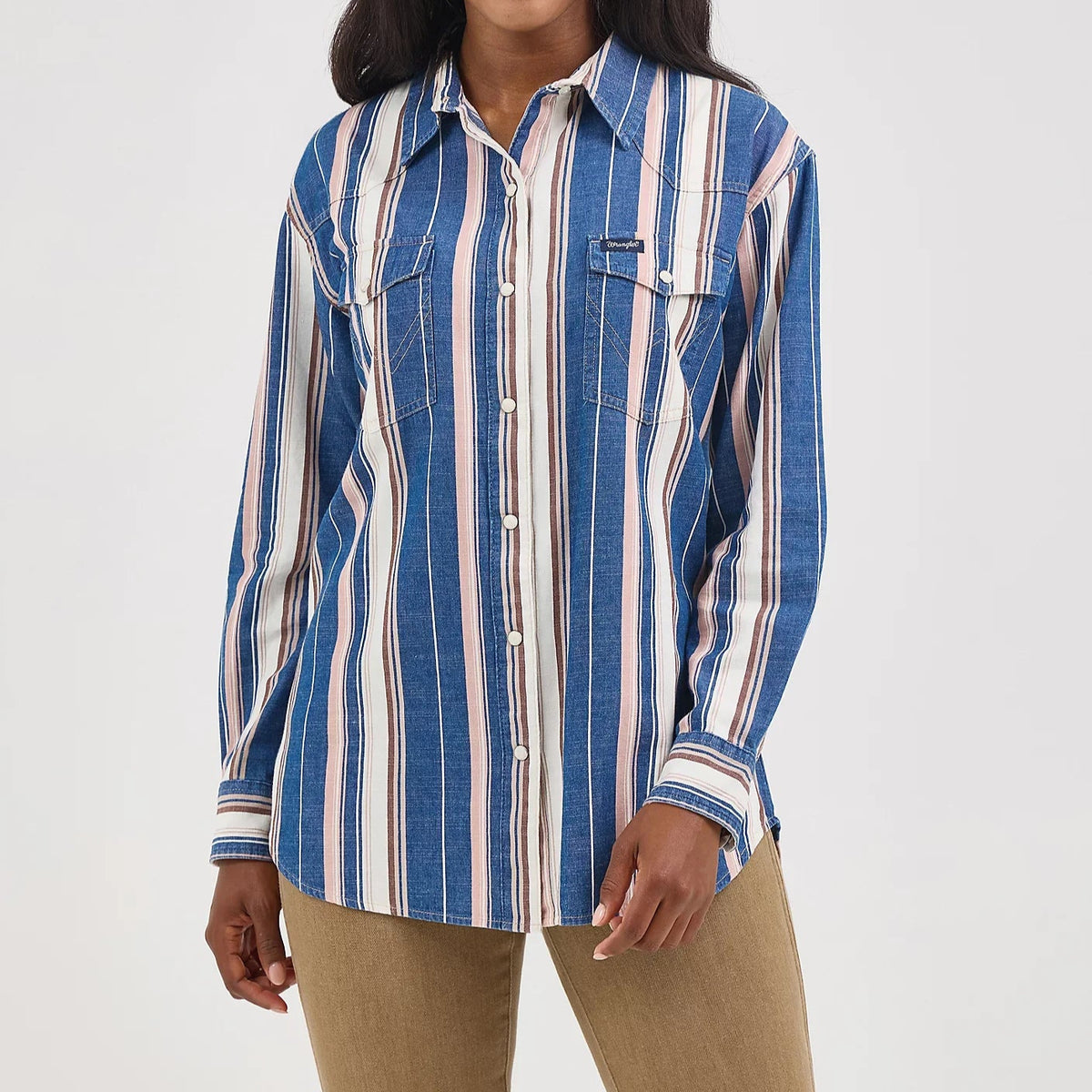 Wrangler Women's Retro L/S Boyfriend Western Snap Shirt in Blue Stripe