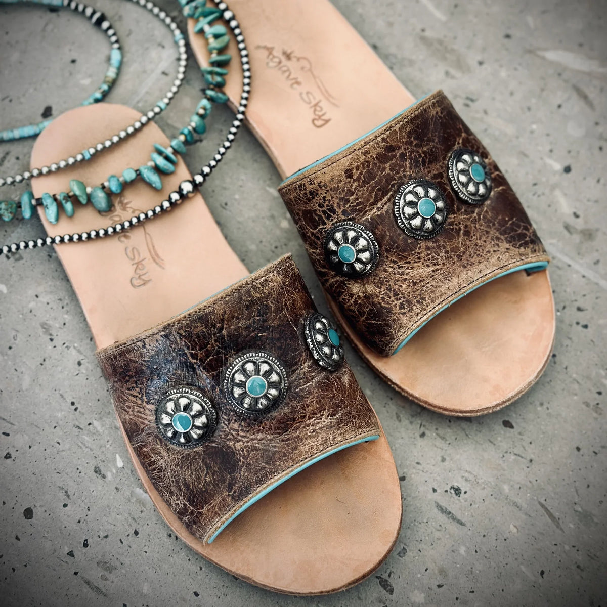 Agave Sky Women's Nadia Concho Slide in Vintage Chocolate