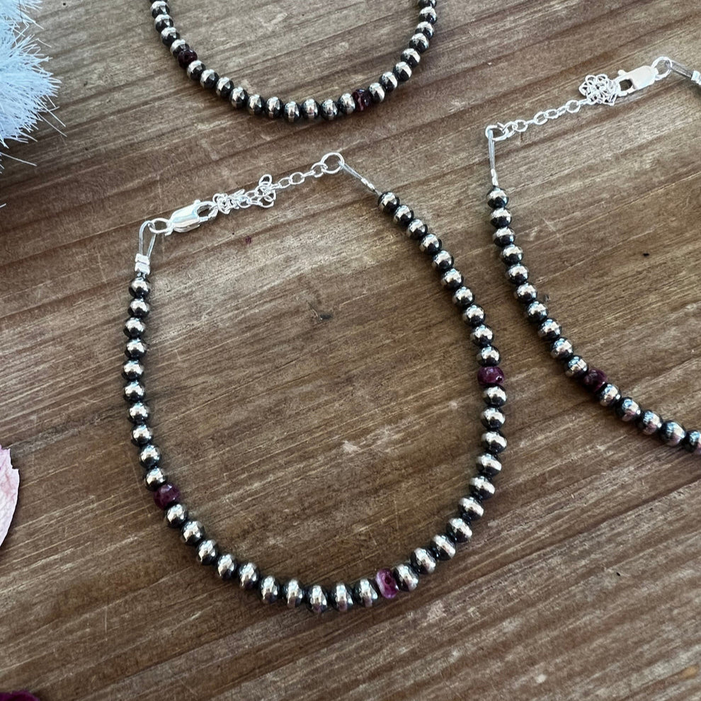 6" Sterling Silver Pearl and Spiny Oyster Bracelet (Available in 2 Colors)