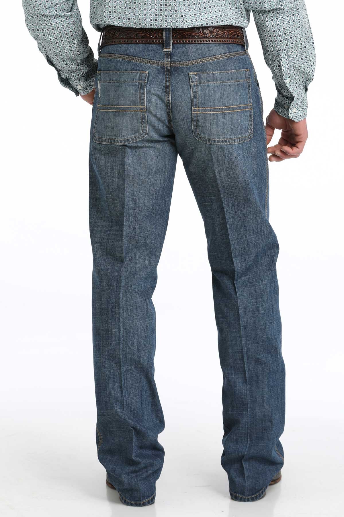 Cinch Men's Grant Relaxed Fit Bootcut Jean in Medium Stonewash