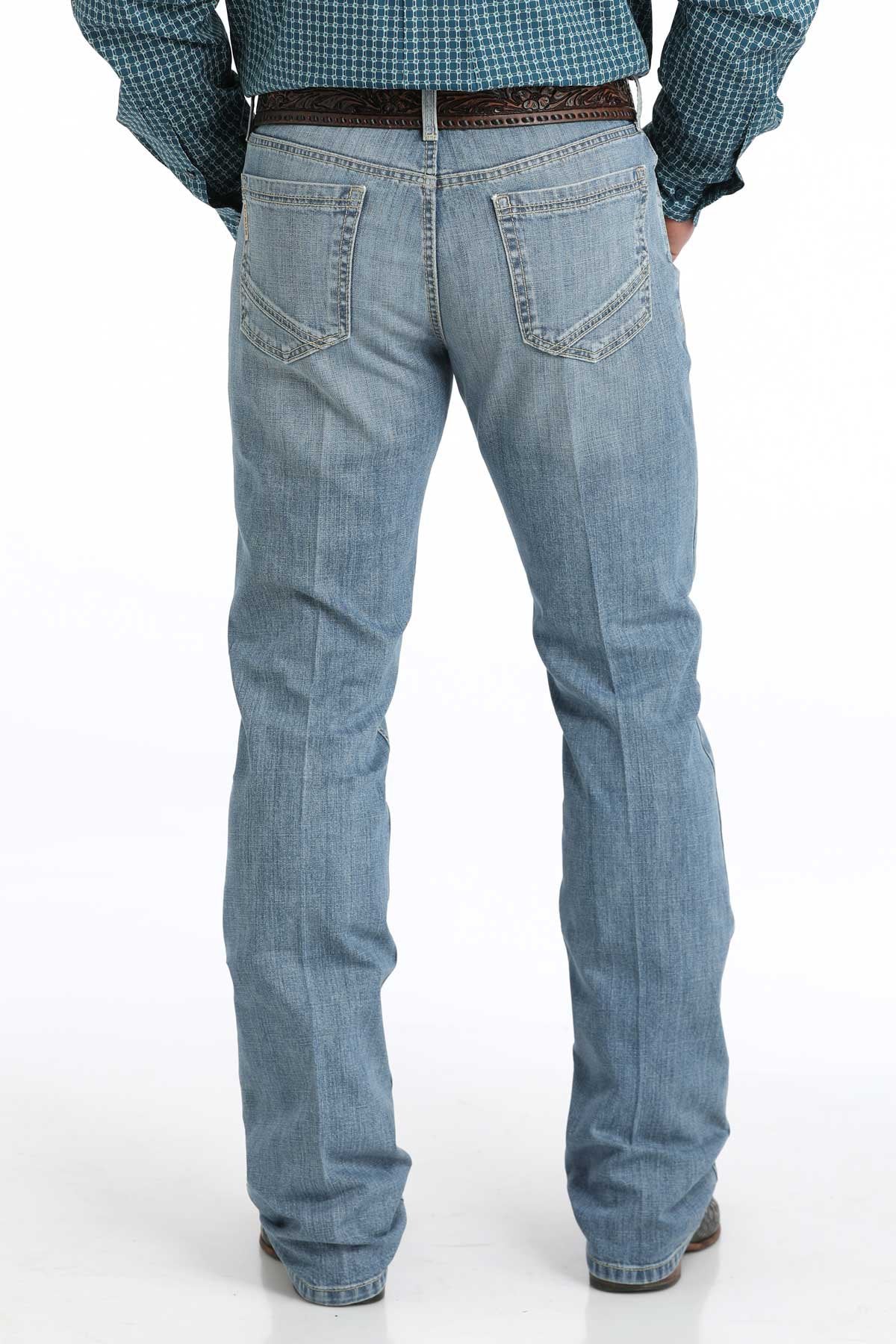Cinch Men's Ian Slim Fit Bootcut Jean in Light Stonewash