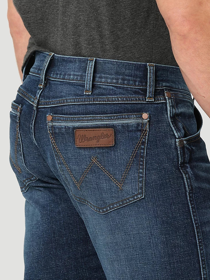 Wrangler Retro Men's Slim Boot Cut Jean in Eastbrook – Branded Wear