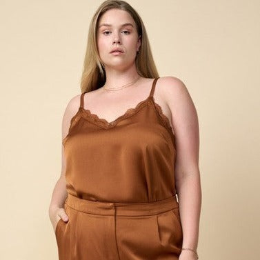 Women's Lace Trim Plus Size Cami (Available in 2 Colors)