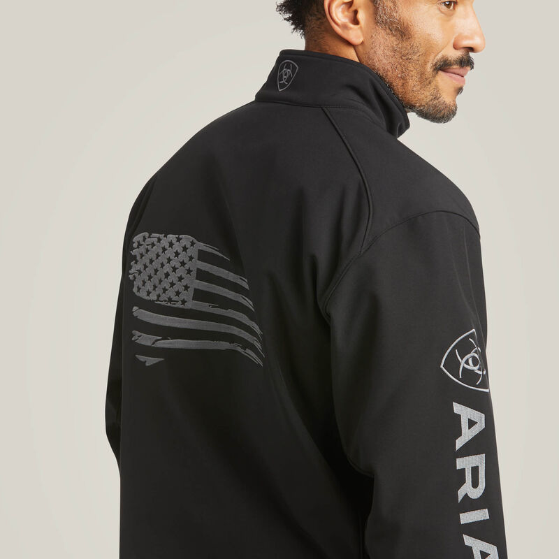 Ariat Men's Logo 2.0 Patriot Softshell Water Resistant Jacket in Black
