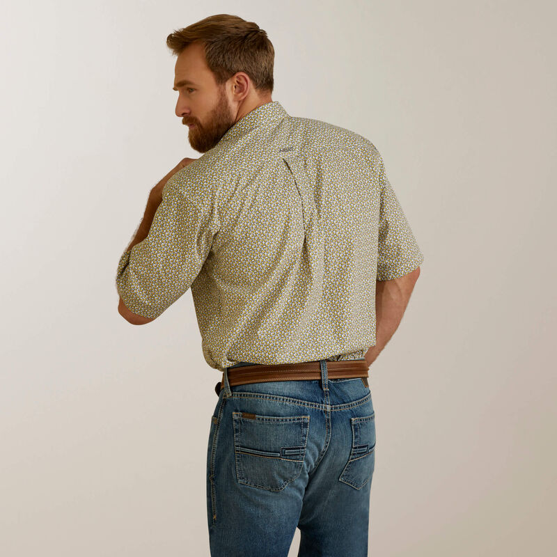 Ariat Men's Axton Classic Fit Button-Down Shirt