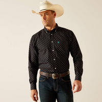 Ariat Men's Wrinkle Free Seth Classic Fit Western Button Down Shirt in Black/Geometric